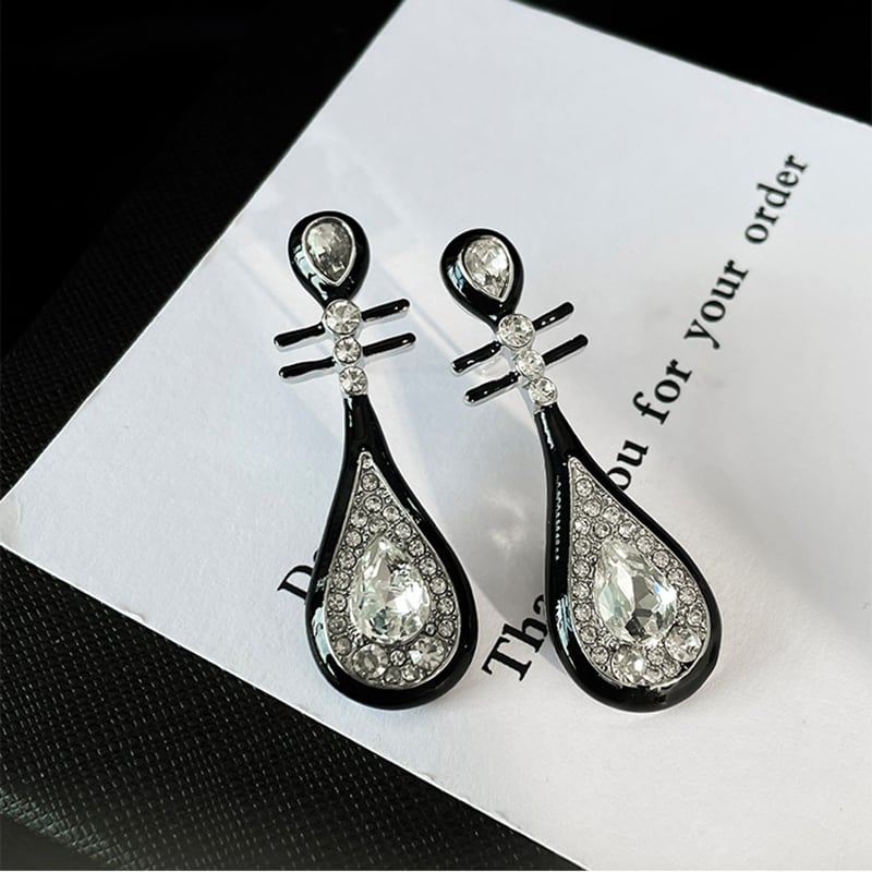 [Shikakai Series] ★Chinese style earrings★ Earrings Pair Accessory Biwa Musical Instrument Unique Black Black Improves your temperament