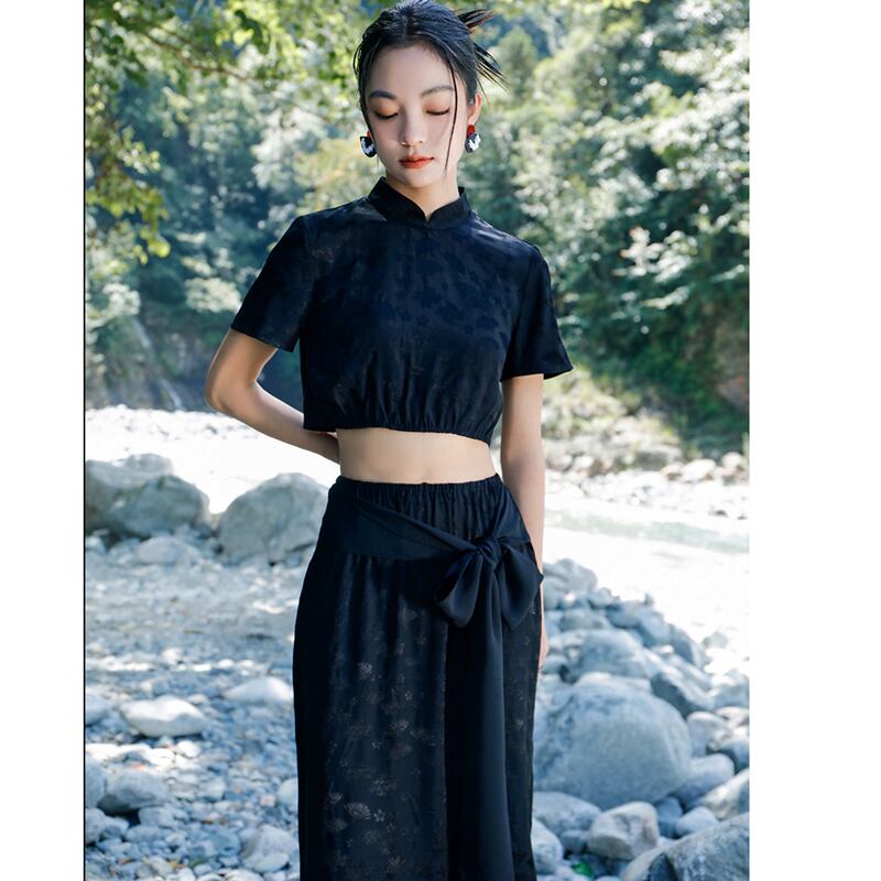 [Daiseiryusu Series] ★Chinese style T-shirt★ Tops Chinese clothing original mini length sexy black black