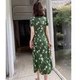 Load image into Gallery viewer, [Weice series] ★China style dress★ Improved cheongsam dress Floral pattern dress Slimming green Green
