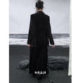 Load image into Gallery viewer, [Da Qinglong Shu Series] ★China style outerwear★ Bamboo bamboo pattern velvet blazer Chinese clothing color scheme black black
