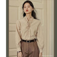 Load image into Gallery viewer, [GEBAIFU Series]★Shirt★ 2color Tops Fashion Retro V-neck Green Beige
