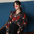 Load image into Gallery viewer, Chinese-style shirt top with crane, loose fit, retro, crane pattern, easy to match, SML, unisex, couple clothes
