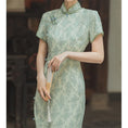 Load image into Gallery viewer, [Queen Series] ★China-style dress★ Improved cheongsam dress Improves temperament Short sleeves Green Green S M L XL
