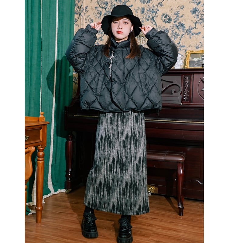 [Kokaishan---Tsukiino Series] ★Down coat★ 2 colors with decorations 90% down winter coat Warm short length diamond shape