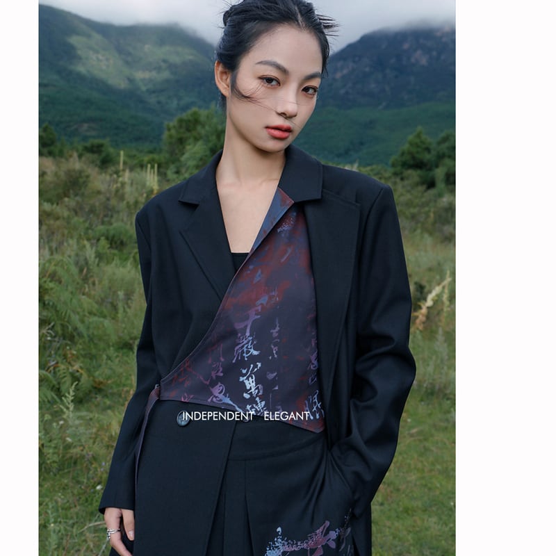 [Big Blue Dragon Series] ★China style coat★ Outer blazer Black Black lettering pattern Slimming changeover