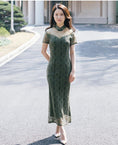 Load image into Gallery viewer, Chinese dress, One-piece dress, Improved Chinese dress, Chinese style clothing, Stand neck, Short sleeves, Long length, Elegant, Slimming, Elegant, Large size, SML, XL, 2XL, 3XL, Lace, Green, Green
