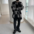 Load image into Gallery viewer, [Tankaku Sensei Series] ★Sweater★ Tops Checkered Color Scheme Loose Men's Fashion Unisex
