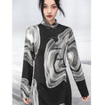 Load image into Gallery viewer, [Da Qinglong Shu Series] ★China-style dress★ Improved cheongsam dress, long sleeves, slits, print, long length, original, slimming
