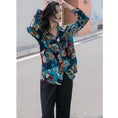 Load image into Gallery viewer, [YOUZI Series]★Shirt★ Tops, oil painting style, floral pattern, loose, retro, commuting, dating, ladies, unique, cute
