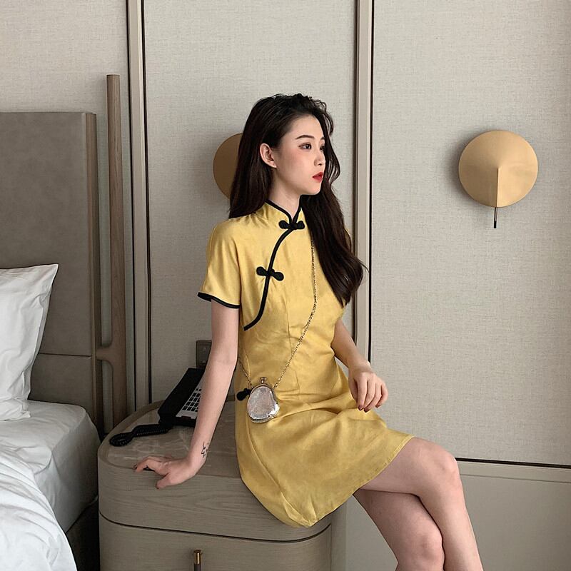 Chinese-style dress, Chinese-style clothing, Chinese clothing, improved Tang clothing, improved Chinese clothing, stand neck, short sleeves, short length, cute, everyday wear, cheap SM, yellow, yellow