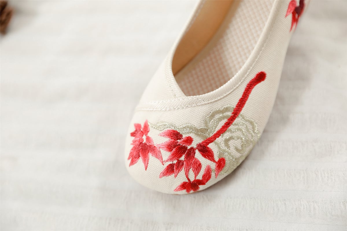 2colors Embroidery Shoes Handmade Shoes Chinese Shoes Chinese Style Shoes Chinese Style Buttons Tang Suit Hanfu Shoes Ethnic Style Retro Cheongsam Dress Shoes Zook Rubber 35 36 37 38 39 40 41 Red Blue 3cm