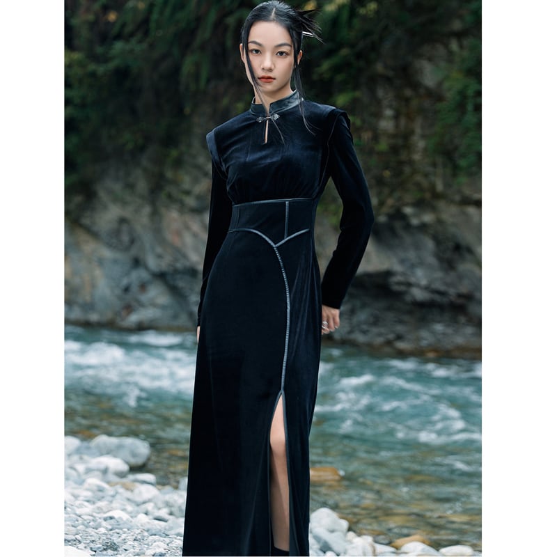 [Da Qinglong Shu Series] ★China-style dress★ Velvet PU switching slimming slit improved cheongsam dress