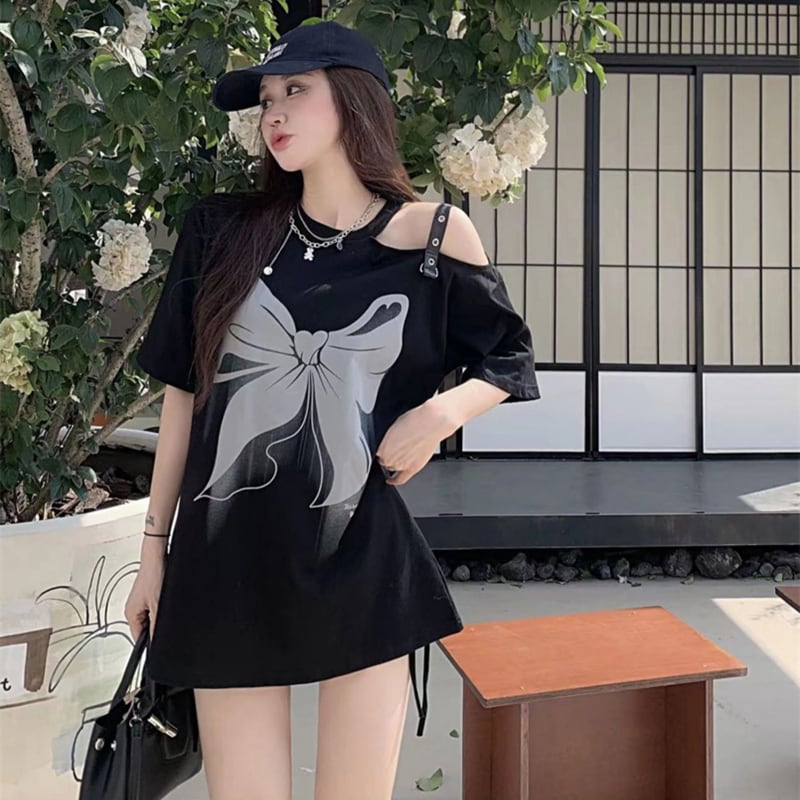 【MANBAOシリーズ】★Tシャツ★ トップス 半袖Tシャツ 肩出し 夏服 蝶々 可愛い ブラック 黒い セクシー