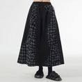 Load image into Gallery viewer, [YIDAO Series] ★Skirt★ 2 types available for selection Daily wear Black Black Switching Floral pattern Plaid pattern
