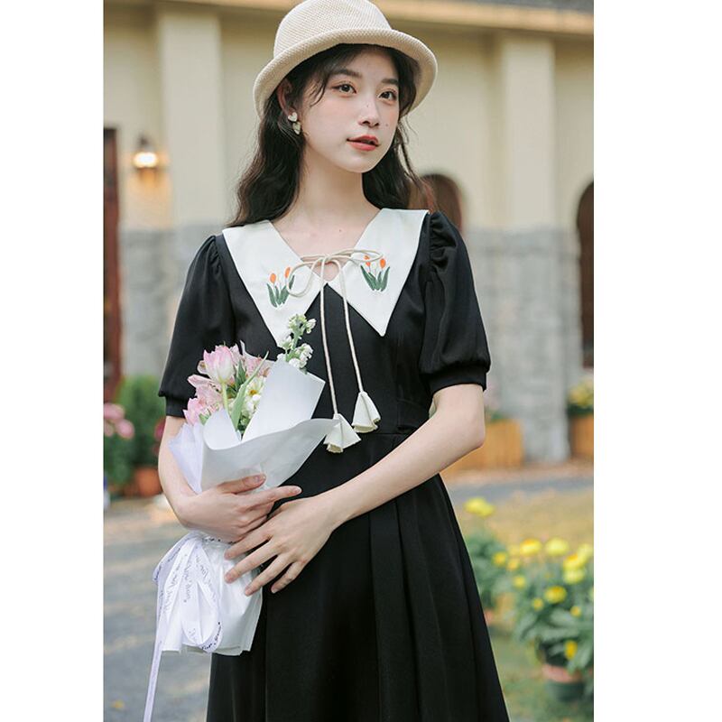 [Shukunsho Series] ★One Piece★ Embroidery 2color Short Sleeve Literary Style Cute Date Green Black Black Green