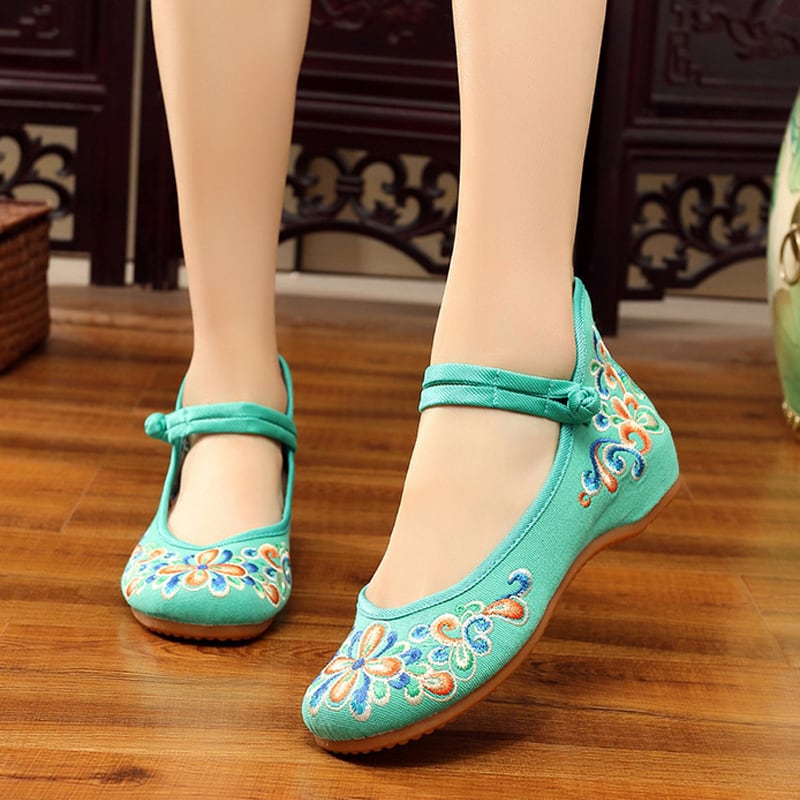 4colors Embroidery shoes Handmade shoes Chinese shoes Chinese style shoes Chinese style buttons Tang-style Hanfu shoes Ethnic style Retro canvas Rubber 34 35 36 37 38 39 40 41 Black Red Green Blue