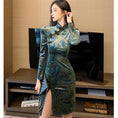 Load image into Gallery viewer, [Gakuya Series] ★China-style dress★ Improved cheongsam dress, velvet, long sleeves, mini length, slit
