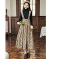 Load image into Gallery viewer, [Kasa Castle Series]★Setup★ 2-piece set, knit tops + hanging skirt, retro, temperament-enhancing, floral pattern
