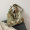 Load image into Gallery viewer, [Ako series] ★Oil painting style bag★ 3color tote bag Floral pattern Blue Green Black Easy to match
