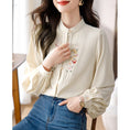 Load image into Gallery viewer, [ODY Series] ★Chinese style shirt★ Embroidery Super cute Hanfu tops Long sleeve shirt Easy to match for commuting to work or dating
