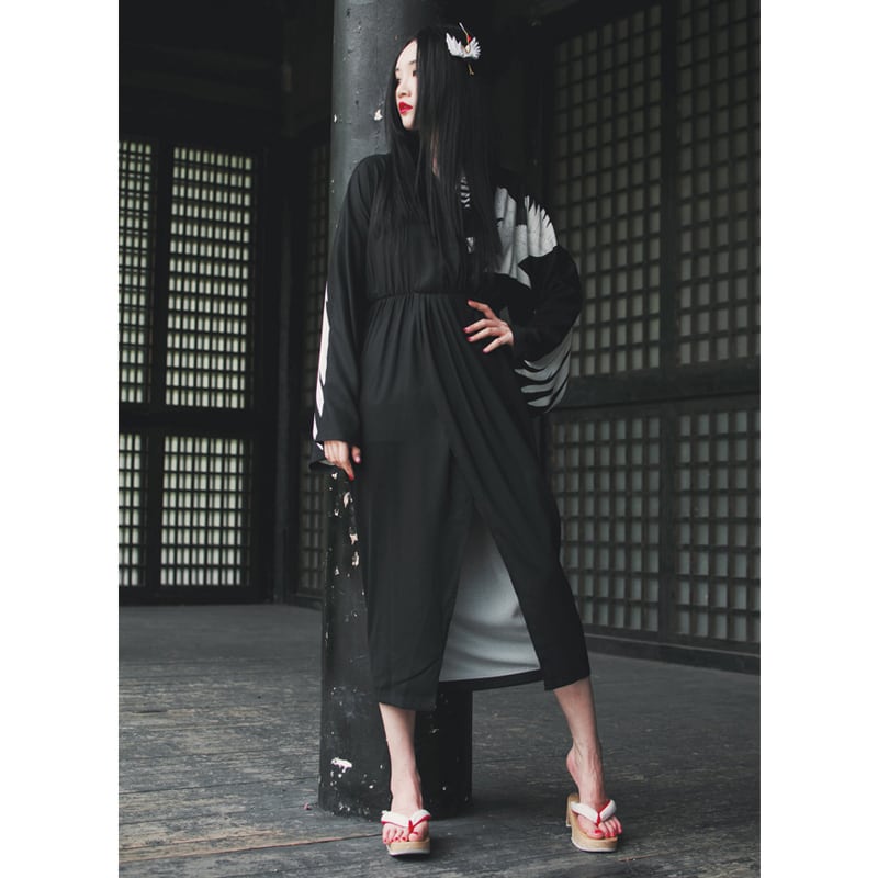 [Red Vintage Series]★Dress★ V-neck dress Slit Crane Crane pattern Japanese style Black Black Event