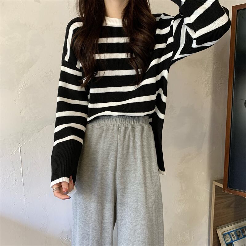 [Insufficient Moe Series] ★Tops★ 4color Flare Sleeve Women's Stylish Horizontal Striped Pattern Easy to Match