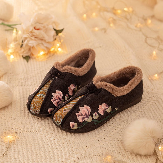 [Kumatanosari Series] ★Embroidered shoes★ Chinese shoes 2 colors Floral pattern Size 35-40 Cute autumn/winter shoes Black Gray