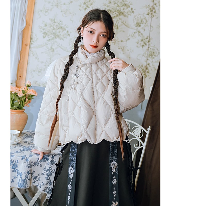 [Kokaishan---Tsukiino Series] ★Down coat★ 2 colors with decorations 90% down winter coat Warm short length diamond shape