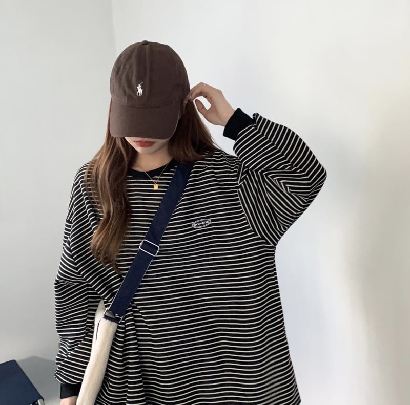 [KEKELI Series] ★Long sleeve shirt★ 2color tops Loose horizontal striped striped pattern Casual Easy to match