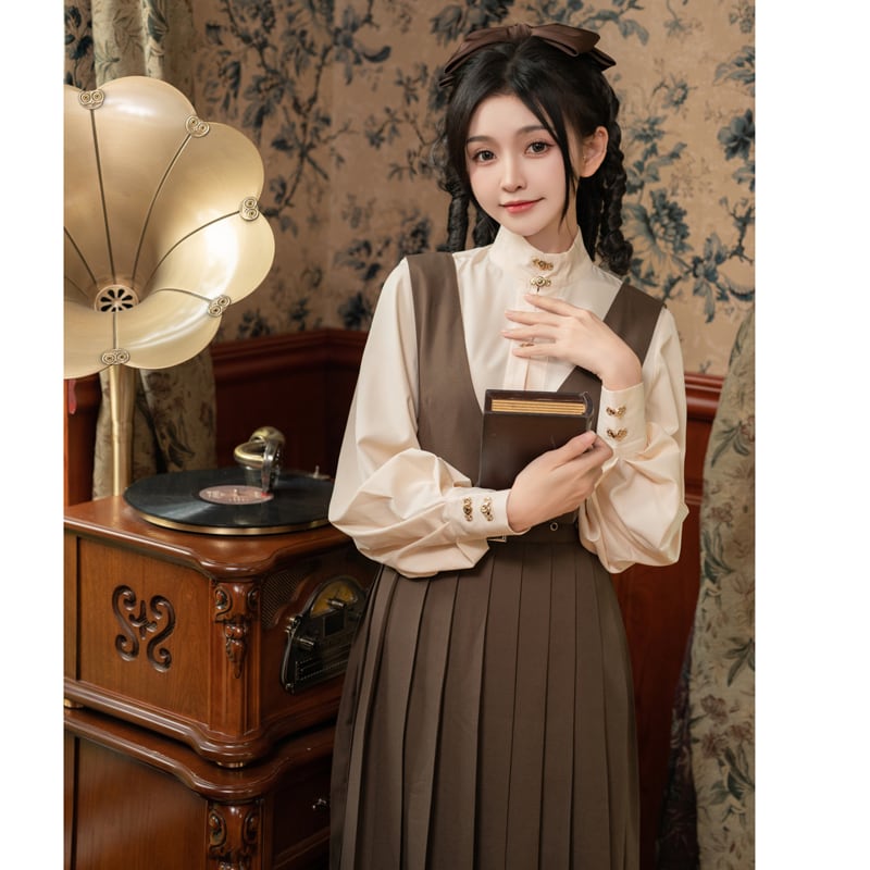 [Dusty clouds dream---Hikisoushi series] ★Sleeveless dress★ Easy to match pleated skirt coffee color retro SML