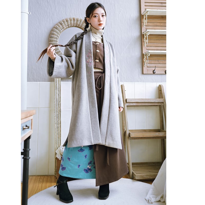 [Kokaisha --- Leaf Series] ★China style coat★ 2color embroidery outerwear long length Hanfu coat black gray