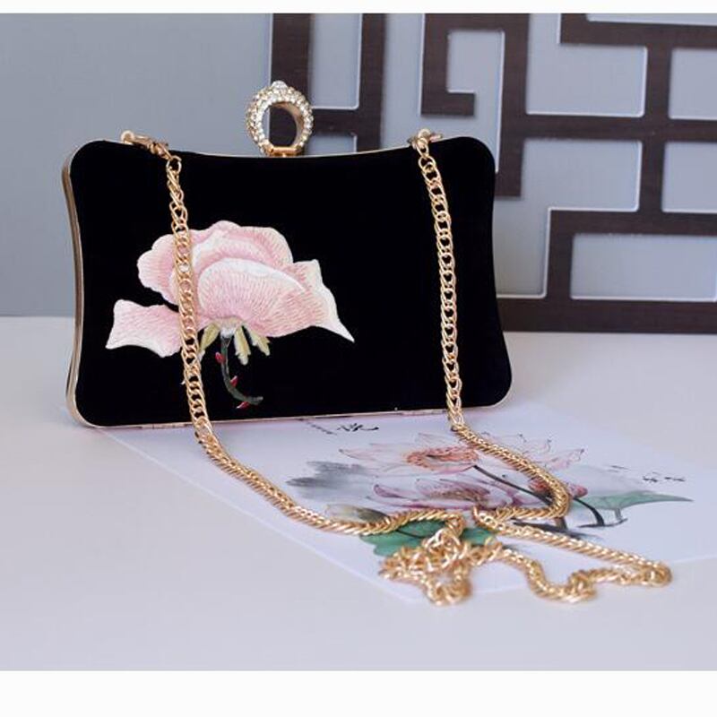 [North Country Series]★Party bag★ 4 types available Velvet Flower Handheld Embroidery Banquet Invitation Black