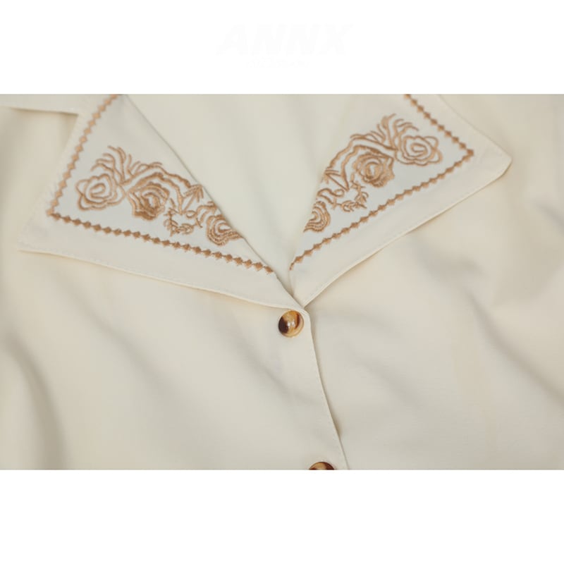 [ANNXstudio series] ★Embroidered shirt★ Long sleeve shirt, tops, flower embroidery, improves temperament, commuting, dating, retro